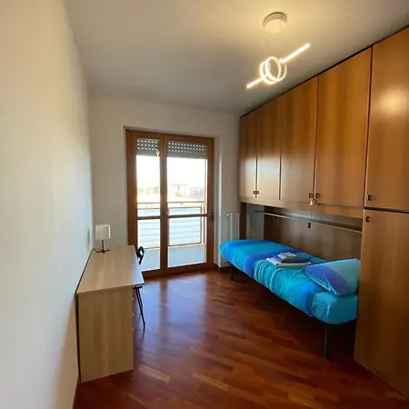 Steo's Place In Apartment